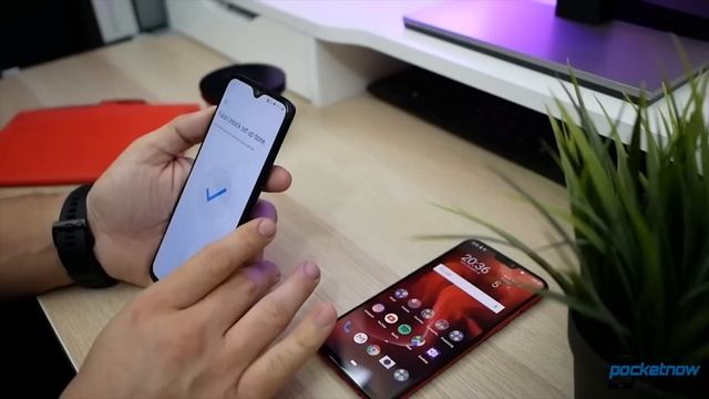 Samsung Galaxy Fold con problemas serios en pantalla - Pocketnow a Diario смотреть онлайн