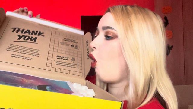 Распаковка заказа из Англии/ LUSH HAUL смотреть онлайн