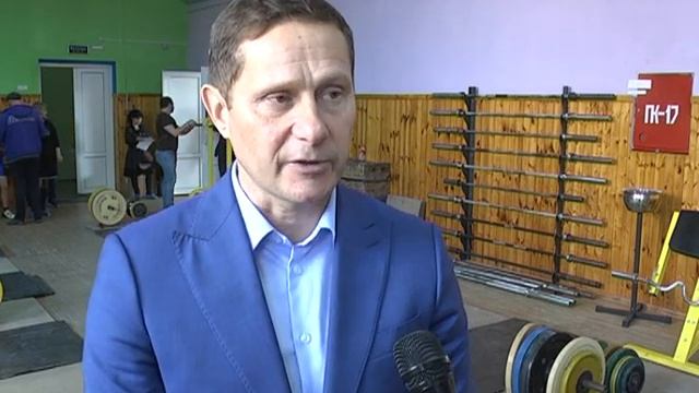В шахтинском Дворце спорта провели Чемпионат Ростовской области по тяжёлой атлетике смотреть онлайн