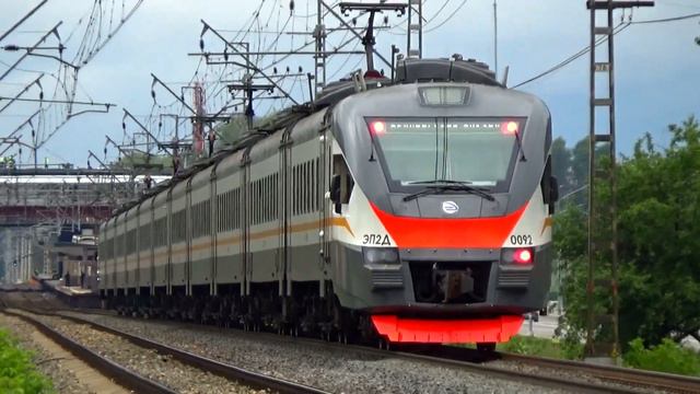 Электропоезд ЭП2Д-0092 сообщением "Москва Белорусская - Лобня" смотреть онлайн