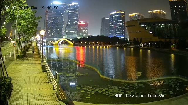 Hikvision 4MP ColorVu Night Performance смотреть онлайн