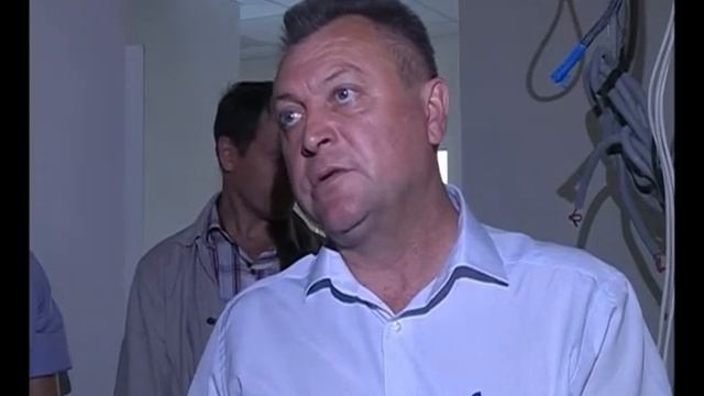 В Отрадном готовится к открытию новый ледовый комплекс смотреть онлайн