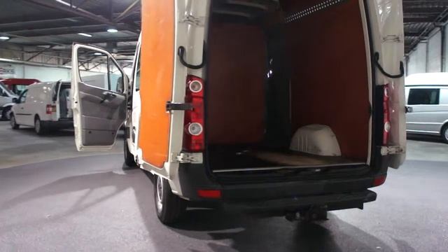 Volkswagen Crafter 2.5 TDI 100 KW L2 H2 Airco Derks Bedrijfswagens смотреть онлайн