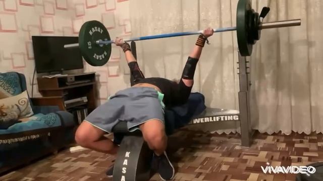 Заболотников Иван. 70 кг на 180 повторений, тренировка. смотреть онлайн