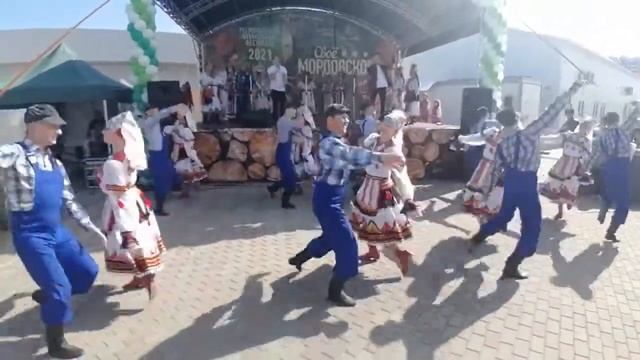 Народный техно-рэп от филармонии "взорвал" саранскую ярмарку 11 сентября! смотреть онлайн