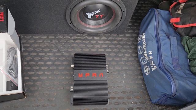 СУПЕР усилитель Урал компакт 1.600 и саб Ural ТТ 10 делают ВЕЩИ! Установка подключение. смотреть онлайн