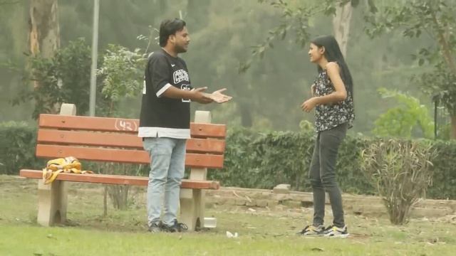 लड़की के ऊपर कर दिया Susu | Funky Joker смотреть онлайн