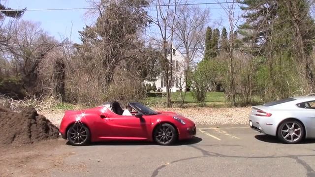 Можно ли водить Alfa Romeo 4C каждый день смотреть онлайн