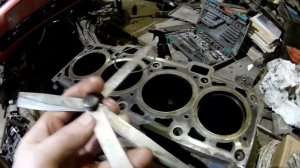 Меряю износ поршневых колец. Ремонт двигателя Калина 1.4 16V Ч.3