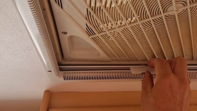 Обзор компактного каравана BAILEY PAGEANT 2004 раздельный санузел