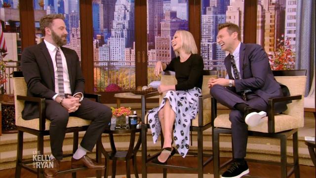 Ben Affleck's Thanksgiving Plans with Jennifer Garner and Matt Damon смотреть онлайн