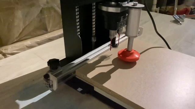 Присадочный станок для сверлений отверстий под петли стандартные шарниры отправляем в г.Ачинск -SCL смотреть онлайн