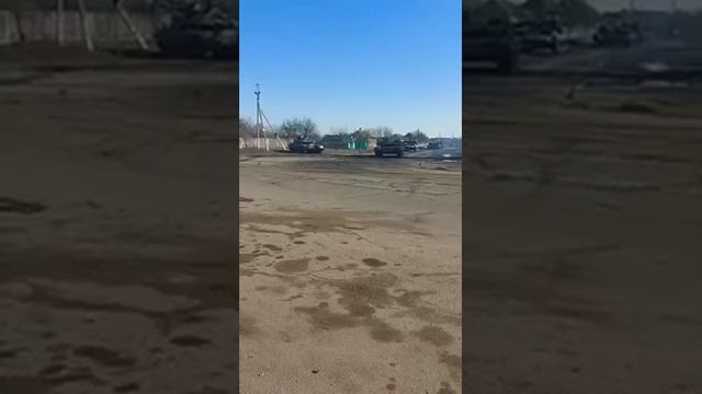 Мирные жители Украины встречают российские войска смотреть онлайн