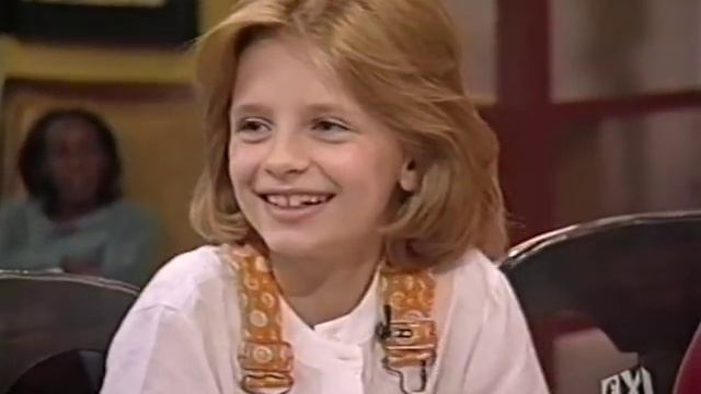 Mischa Barton interview 1995. Age 9 смотреть онлайн
