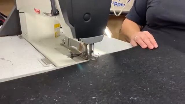 Pfaff 2545 Binding Classic car mats смотреть онлайн