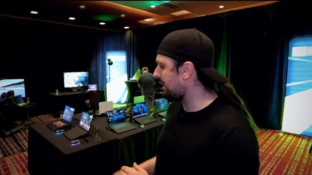 UMA GEFORCE RTX 4090 EM UM NOTEBOOK DE 14 POLEGADAS?! смотреть онлайн