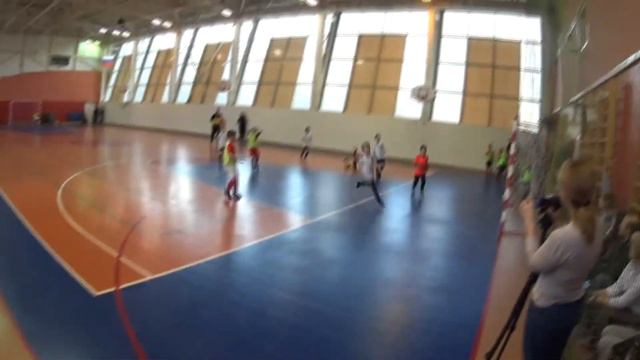 Футбольный день | первая игра смотреть онлайн