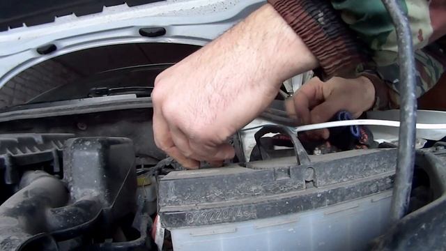 LUKOIL снова в деле! Замена масла №6 смотреть онлайн