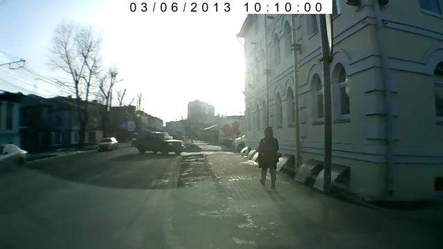 Проезд на мигающий зелёный сигнал светофора! смотреть онлайн