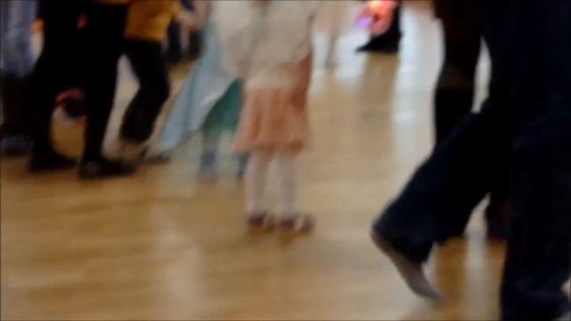 папа знает как снимать утренник смотреть онлайн