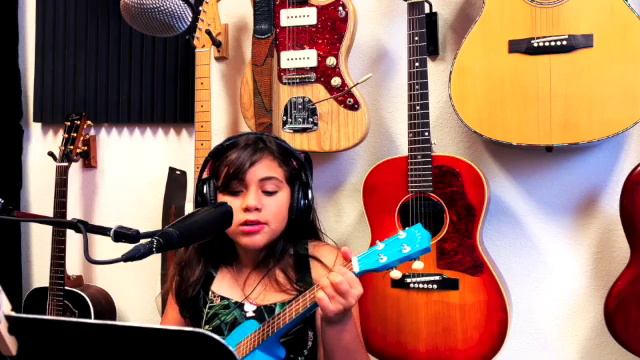 valentina nicole- little light смотреть онлайн