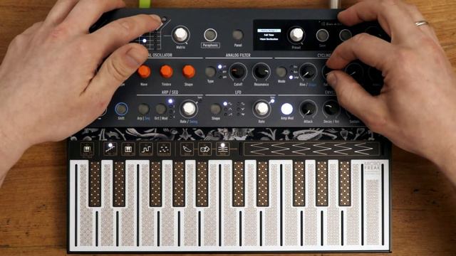 Stimming Reviews Arturia Microfreak (2020)