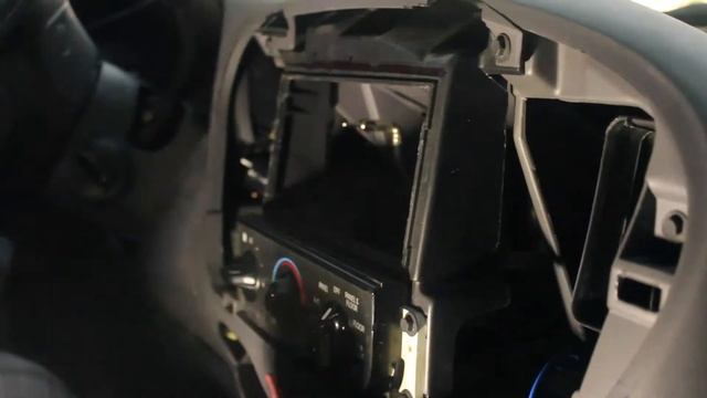 KEWEIER 7" Latest Android 5.1 Lollipop Unboxing and harness connection смотреть онлайн
