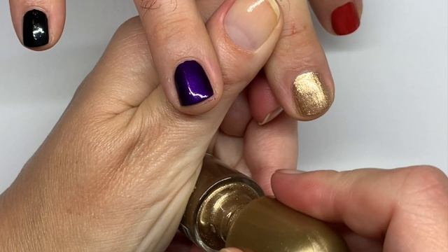 Essence Nail Polish [LIVE SWATCH ON REAL NAILS] смотреть онлайн
