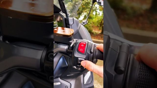Yamaha TMAX 560 кубов. Аренда макси скутеров Пхукет. Краткий гайд #tmax #yamaha #пхукет #таиланд смотреть онлайн