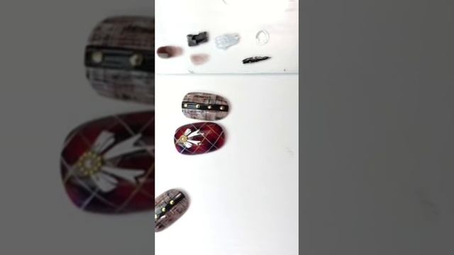 Наталия Тюрина: "Одёжки для ногтей - 3! Твид и «гусиные лапки»✨??" часть 2 смотреть онлайн