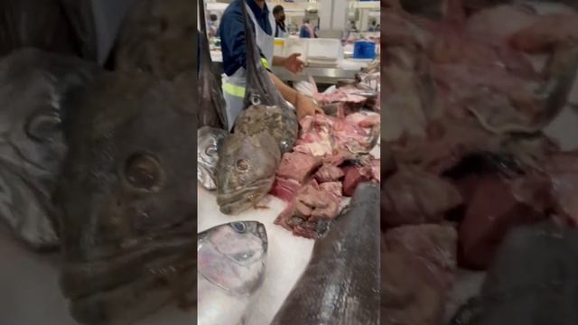 Dubai. UAE. Deira Waterfront Market. ОАЭ. Дубай. Рыбный рынок Дейры. смотреть онлайн