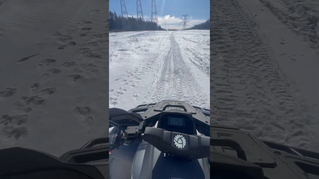 Покатушки Квадрик rm 800. #бурение #вода #копка смотреть онлайн