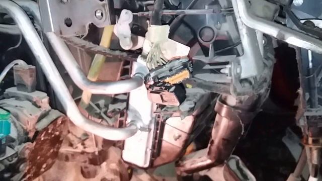 Заміна радіатора пічки пежо експерт 2.0 2007 Замена печки радиатора Пежо Експерт peugeot expert смотреть онлайн