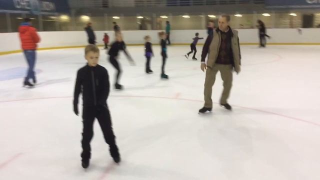 Либела на согнутой ноге смотреть онлайн