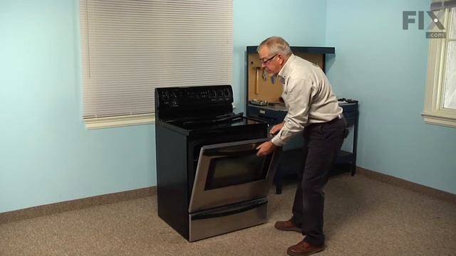 Frigidaire Range Repair – How to replace the Door Handle смотреть онлайн