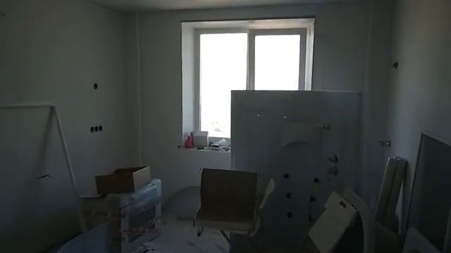 Стелим ламинат, повесили люстры, скоро переезд! смотреть онлайн