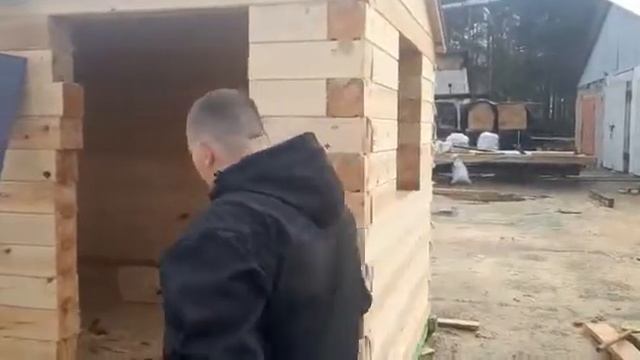 Сруб мобильной бани из бруса. Стандартная баня 2.3 х 6м смотреть онлайн