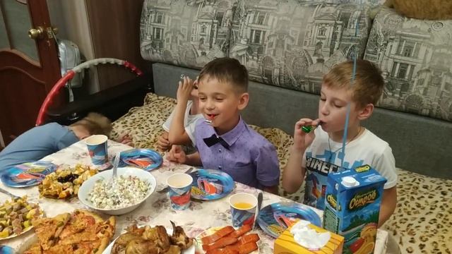 День рождения-праздник детства смотреть онлайн