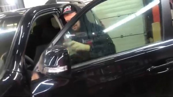 Тонировки Land Cruiser Prado в Саратове пленкой LLumar ATR 5% передние стекла атермальные 70%