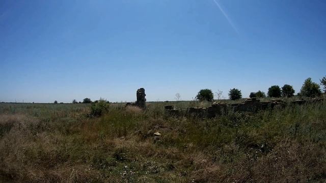 На Bajaj Boxer 125 в начало трудовой деятельности. Место которого нет... смотреть онлайн