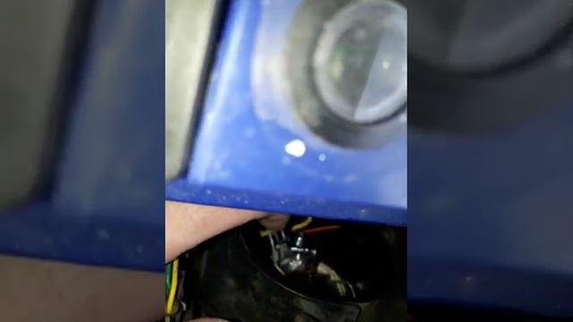 Замена лампы ближнего света Церато 2 смотреть онлайн