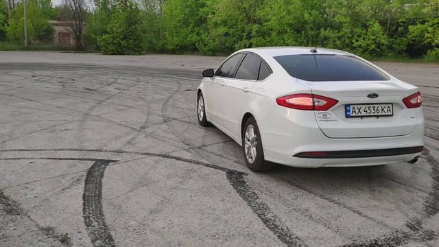 Ford Fusion 2016