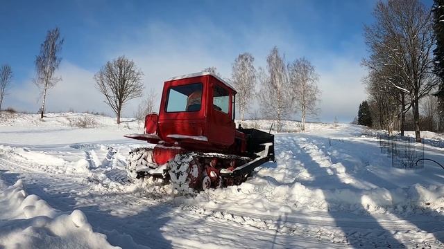 ДТ-75. Запуск в -25. Испытание подогревателя. смотреть онлайн