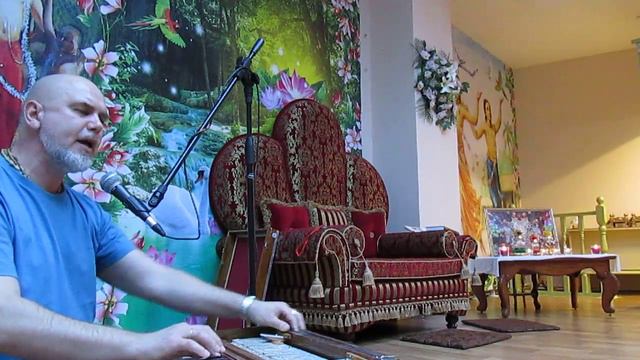 Пятничный киртан 01.04.2016 Виджай Вараха пр смотреть онлайн