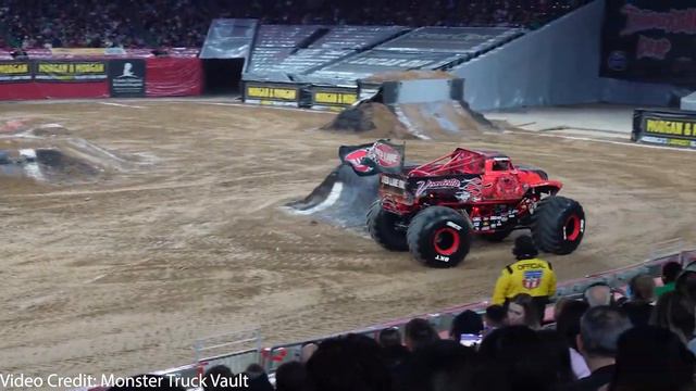 JOE FOLEY IS A SUPERSTAR! Monster Jam Houston 3 2024 Commentary смотреть онлайн