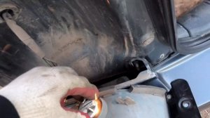 замена лампочки габариты стоп сигнал Hyundai Accent