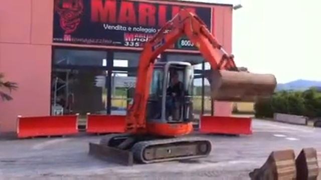 Fiat-Kobelco FK E45SR смотреть онлайн