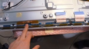 У телевизора есть подсветка, звук, но изображение отсутсвует.