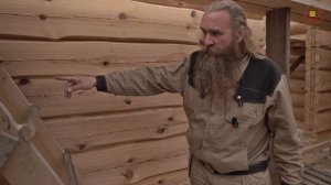 Болвановка - выравнивание внутреннихъ стенъ въ срубе