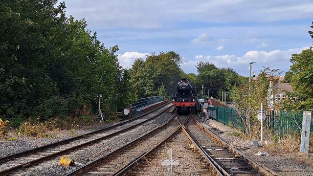 45699 "Galatea" Arriving At York Station | The Scarborough Spa Express - Return Journey (31/08/2023 смотреть онлайн